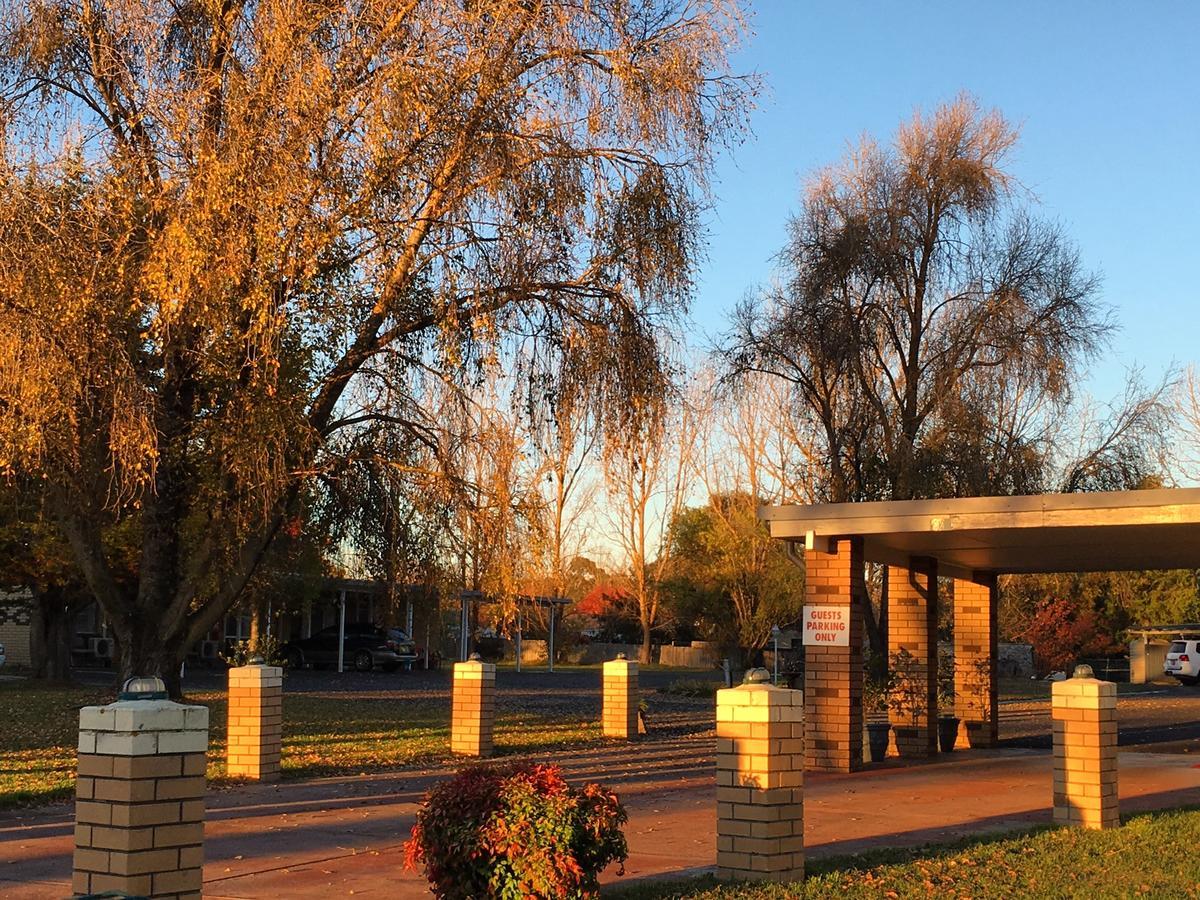 Guyra Motor Inn Buitenkant foto